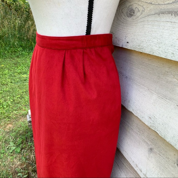 Vintage 80s Red Vegan Faux Suede Leather High Waisted Fitted Midi Pencil Skirt - Picture 13 of 16